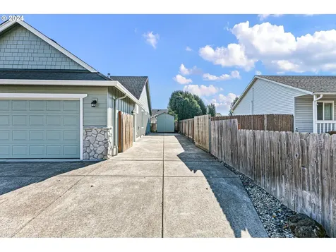 4021 Cherokee Drive Springfield OR 97478