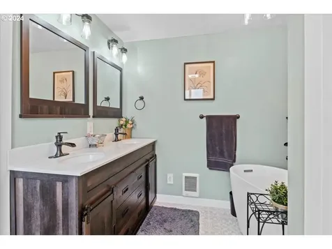 22835 Rodeo Court Bend OR 97701