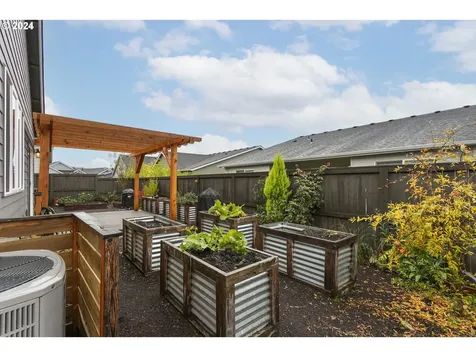 1341 NE Raymond Lane Estacada OR 97023