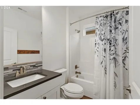 1341 NE Raymond Lane Estacada OR 97023