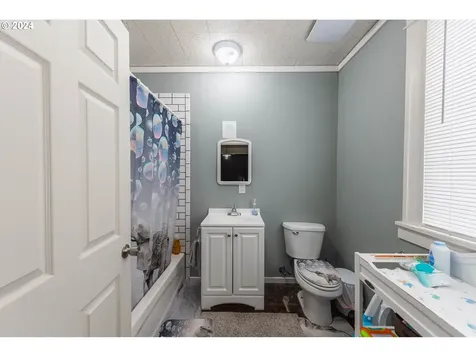 604 S 9th Street Coos Bay OR 97420