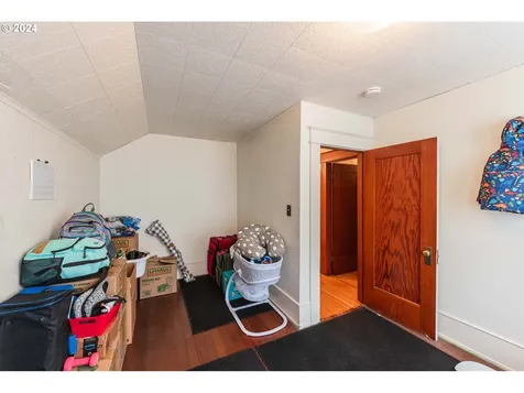 604 S 9th Street Coos Bay OR 97420