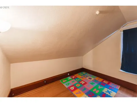 604 S 9th Street Coos Bay OR 97420