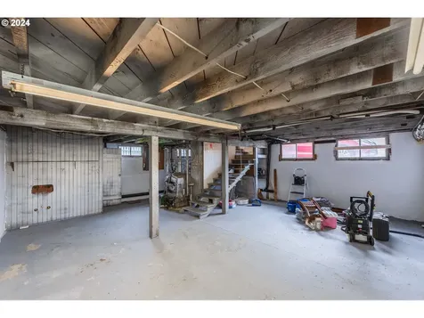 604 S 9th Street Coos Bay OR 97420