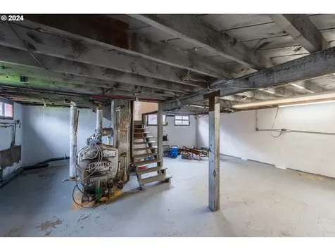 604 S 9th Street Coos Bay OR 97420