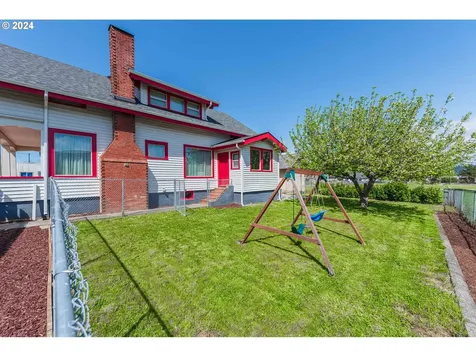 604 S 9th Street Coos Bay OR 97420