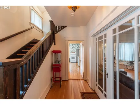 604 S 9th Street Coos Bay OR 97420