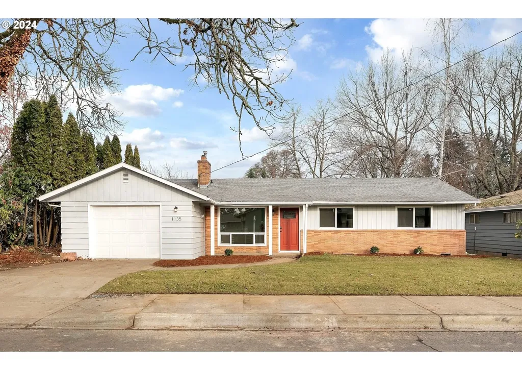 1135 E Main Street Hillsboro OR 97123