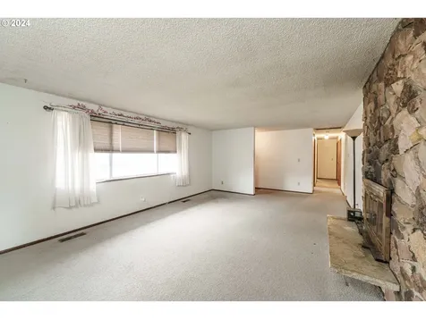 7913 NE 27th Street Vancouver WA 98662