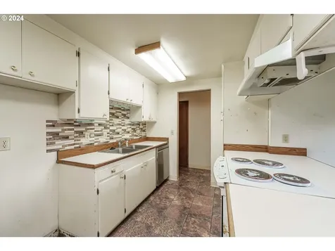 7913 NE 27th Street Vancouver WA 98662