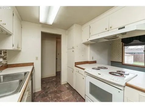 7913 NE 27th Street Vancouver WA 98662