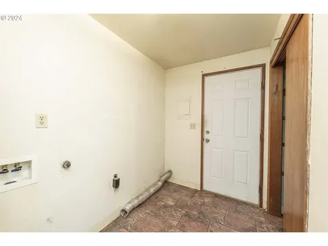 7913 NE 27th Street Vancouver WA 98662