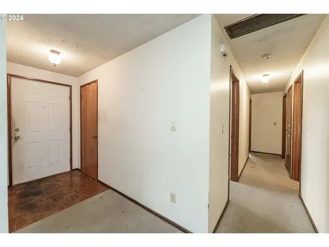 7913 NE 27th Street Vancouver WA 98662