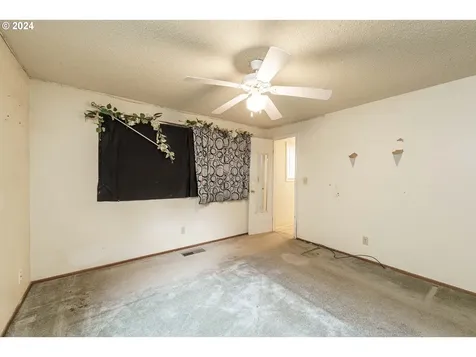 7913 NE 27th Street Vancouver WA 98662