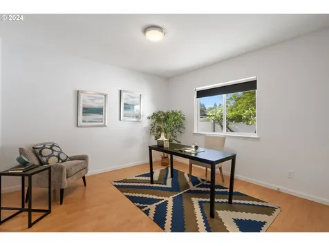 5227 N Yale Street Portland OR 97203