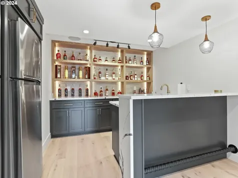 24650 Sw 65th Avenue Tualatin OR 97062