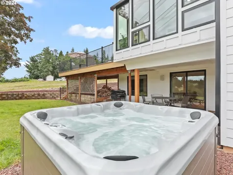 24650 Sw 65th Avenue Tualatin OR 97062