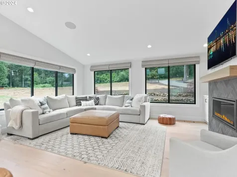 24650 Sw 65th Avenue Tualatin OR 97062