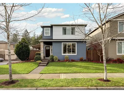 3781 SE Mckenzie Avenue Hillsboro OR 97123