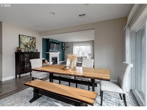 3781 SE Mckenzie Avenue Hillsboro OR 97123