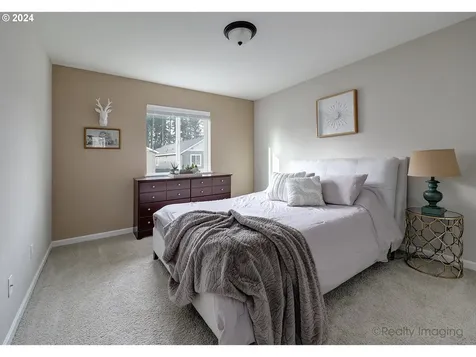 3781 SE Mckenzie Avenue Hillsboro OR 97123