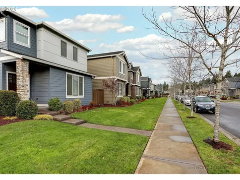 3781 SE Mckenzie Avenue Hillsboro OR 97123