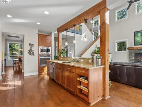 15315 Nw 21st Avenue Vancouver WA 98685