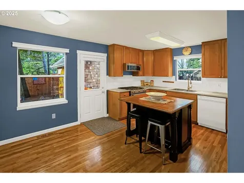 296 Bella Beach Drive Depoe Bay OR 97341