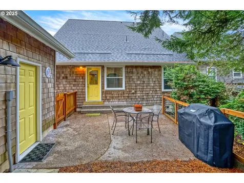 296 Bella Beach Drive Depoe Bay OR 97341