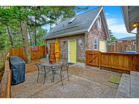 296 Bella Beach Drive Depoe Bay OR 97341