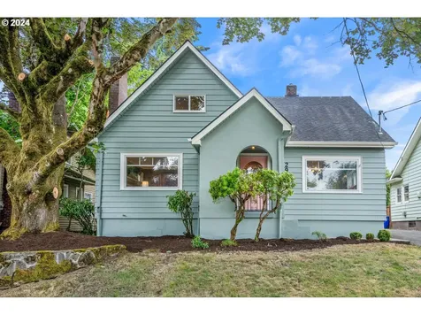 2900 Ne Knott Street Portland OR 97212