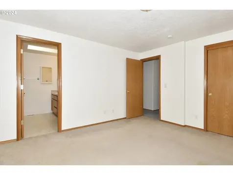 930 Haley Court Oregon City OR 97045