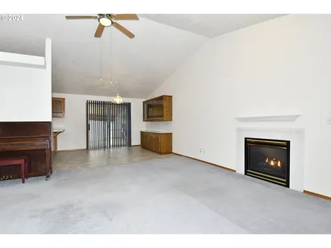 930 Haley Court Oregon City OR 97045