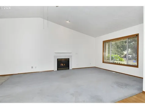 930 Haley Court Oregon City OR 97045