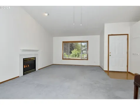 930 Haley Court Oregon City OR 97045