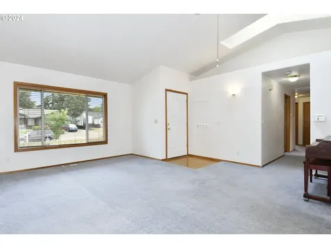 930 Haley Court Oregon City OR 97045