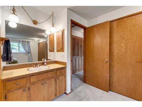 11860 Sw Wagonwheel Court Beaverton OR 97008