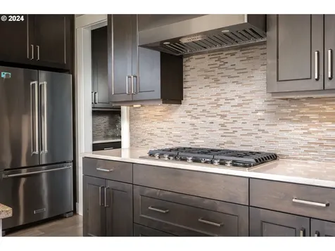 5561 Ne 36th Avenue Portland OR 97211