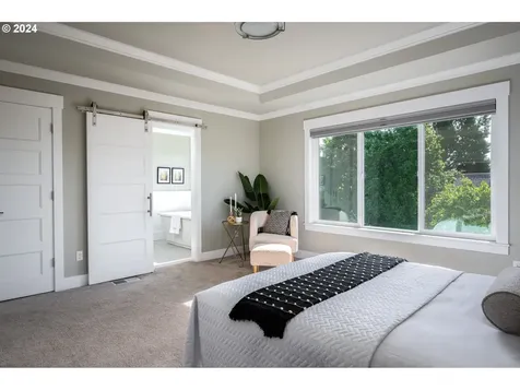 5561 Ne 36th Avenue Portland OR 97211