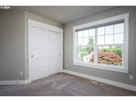 5561 Ne 36th Avenue Portland OR 97211