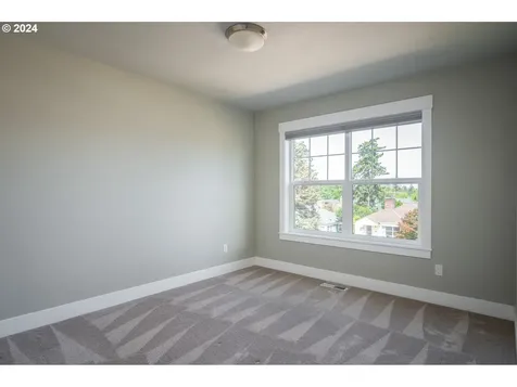5561 Ne 36th Avenue Portland OR 97211