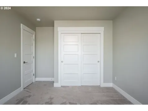5561 Ne 36th Avenue Portland OR 97211
