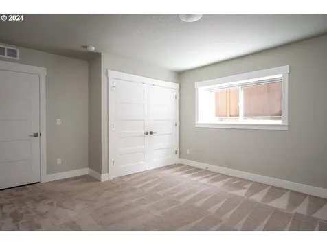 5561 Ne 36th Avenue Portland OR 97211