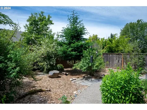 5561 Ne 36th Avenue Portland OR 97211