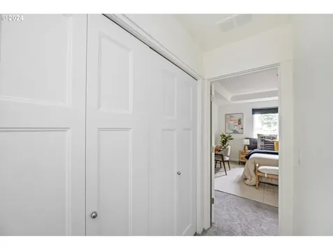 4442 Se Rural Street Portland OR 97206