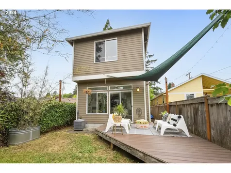 4442 Se Rural Street Portland OR 97206