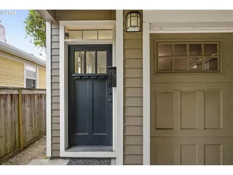 4442 Se Rural Street Portland OR 97206