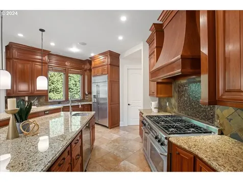 9400 SW Inverness Way Beaverton OR 97007