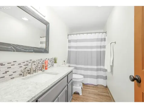 7813 NE 166th Avenue Vancouver WA 98682