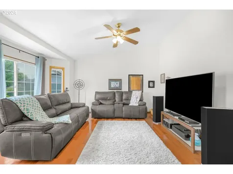 7813 NE 166th Avenue Vancouver WA 98682